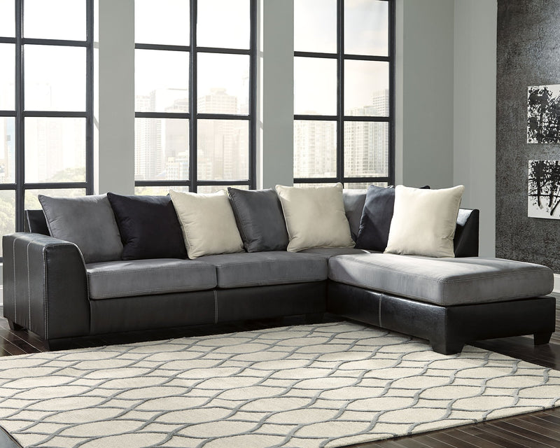 Jacurso 2-Piece Sectional with Chaise