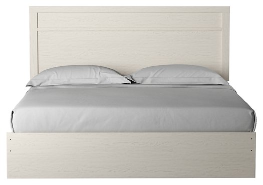 Stelsie King Panel Bed image