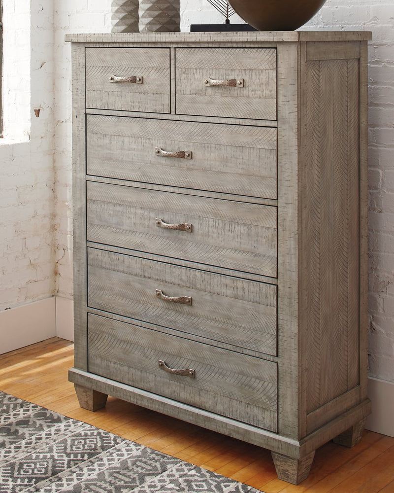 Naydell Chest of Drawers image