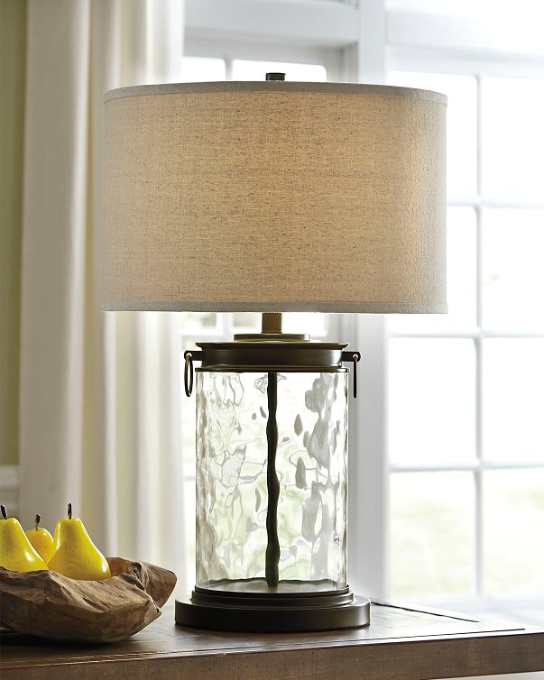 Tailynn Table Lamp image