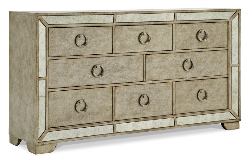 Pulaski Farrah 8 Drawer Dresser in Metallic 395100 image